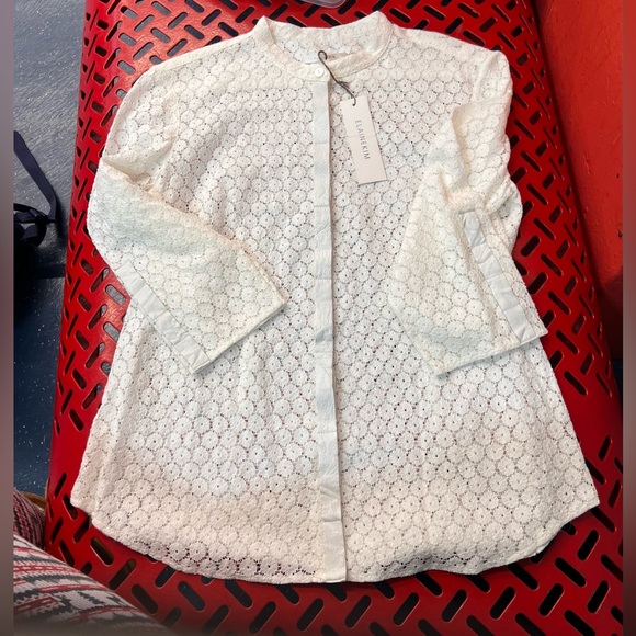 NEW ELAINE Kim Lace button down top - Picture 3 of 6